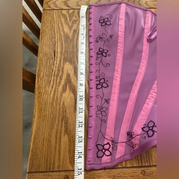 Charlotte Russe Plum Corset Top with Embroidery - Picture 9 of 9